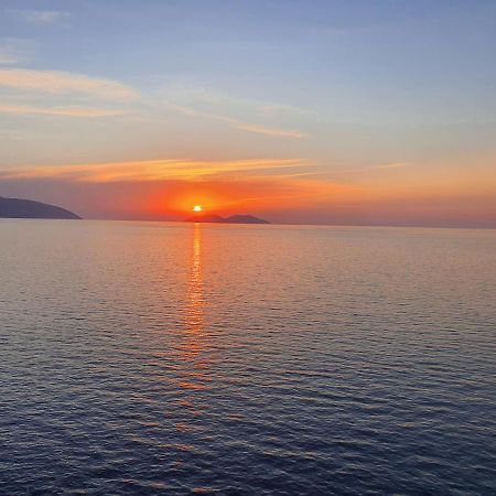 Darla Sea View Apartment Vlore Exterior photo