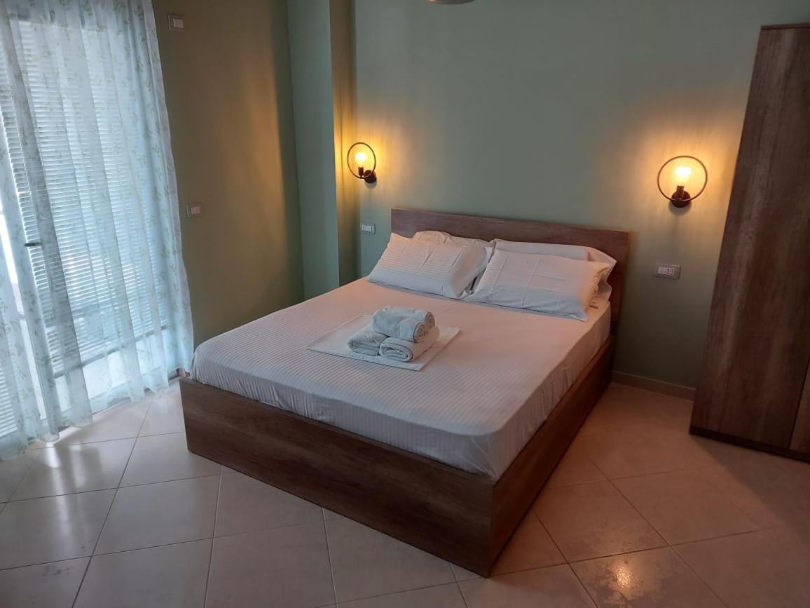 Darla Sea View Apartment Vlore Exterior photo