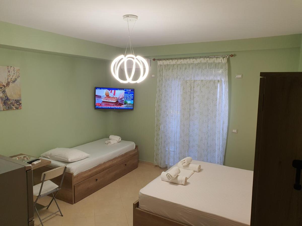 Darla Sea View Apartment Vlore Exterior photo
